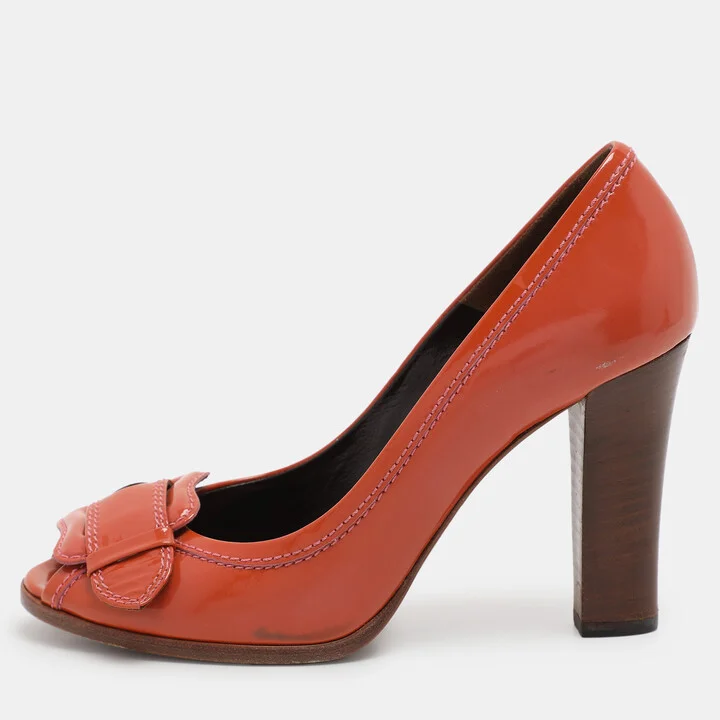 Fendi Orange Patent Leather B Buckle Pumps Size 36.5
