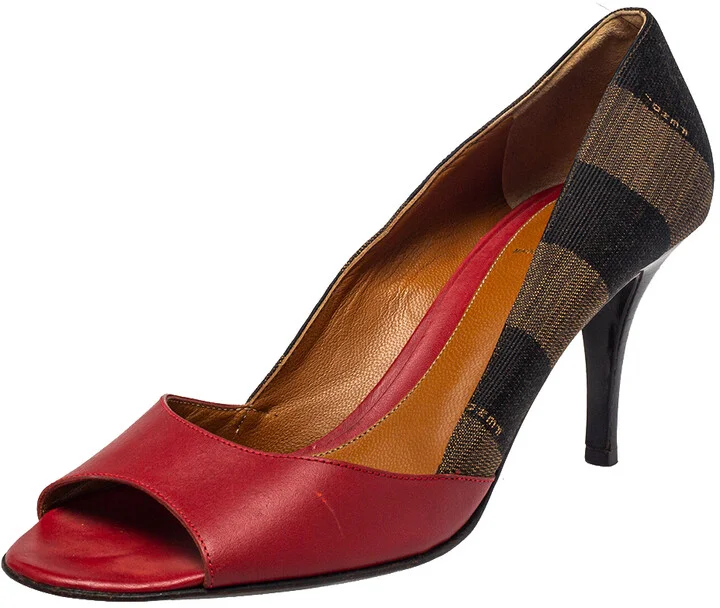 Fendi Red Leather And Brown Pequin Canvas Peep Toe Pumps Size 39.5