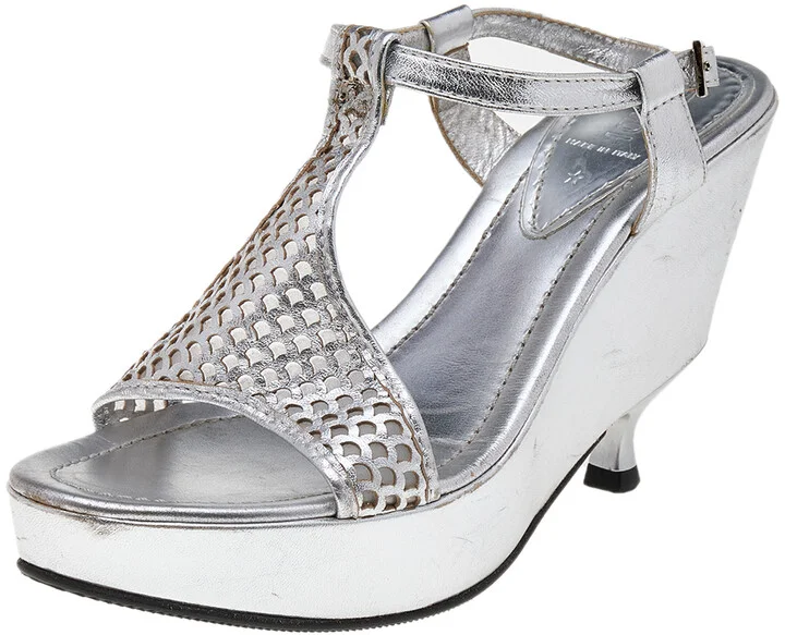 Fendi Silver Leather Ankle Strap Sandals Size 37