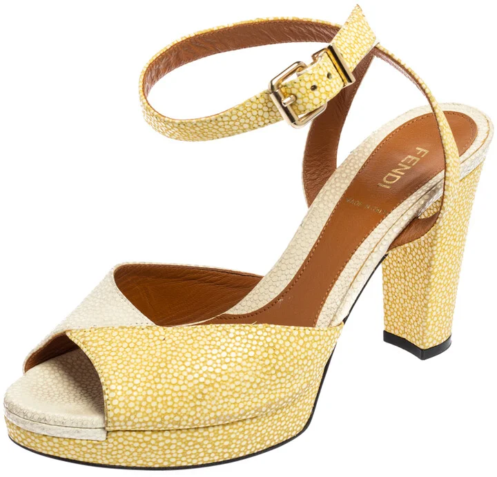 Fendi White/Yellow Stingray Embossed Leather Ankle Strap Platform Sandals Size 38.5