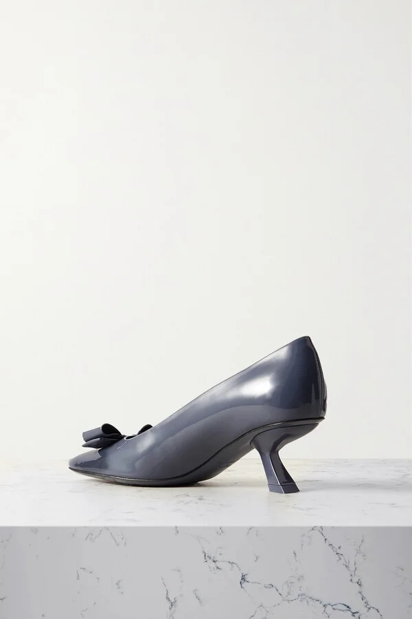 Ferragamo - Anz Patent-leather Pumps - Gray - Image 3