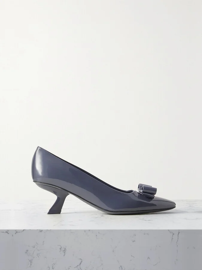 Ferragamo - Anz Patent-leather Pumps - Gray