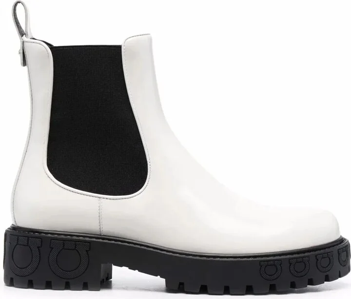 Ferragamo Bootie