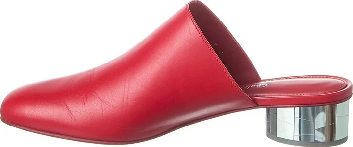 Ferragamo Floy Leather Pump - Image 2