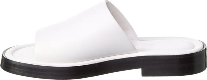 Ferragamo Giunone Leather Sandal - Image 2