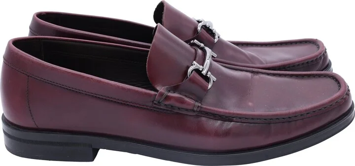 Ferragamo Grandioso II Loafers in Burgundy Leather