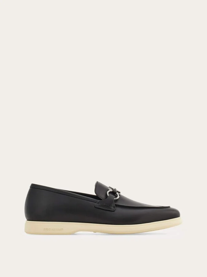 Ferragamo Men Casual loafer with Gancini ornament Black