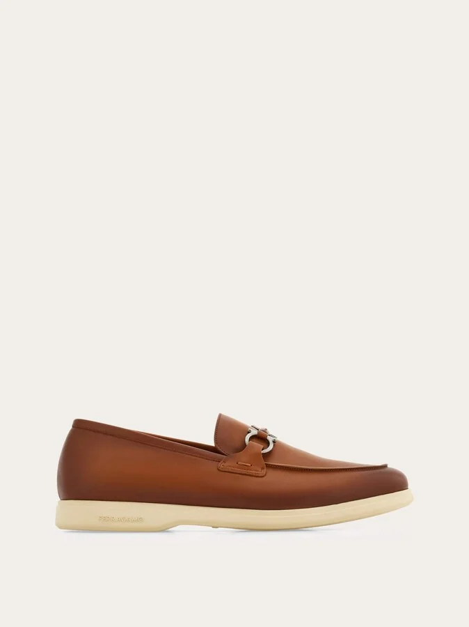 Ferragamo Men Casual loafer with Gancini ornament Brown