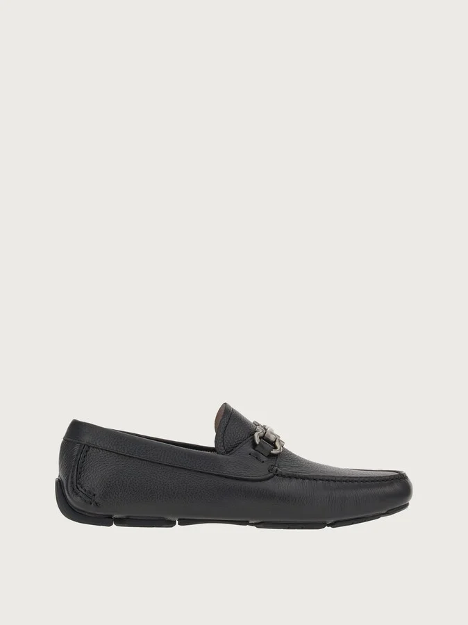 Ferragamo Men Driver with Gancini ornament Black