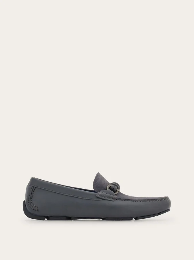 Ferragamo Men Gancini buckle driver Grey
