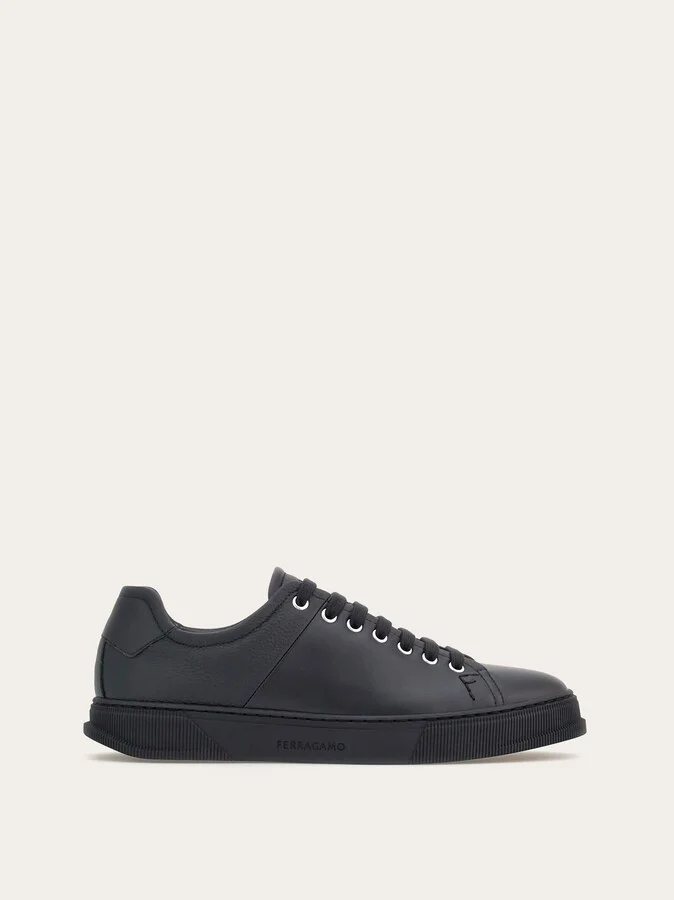 Ferragamo Men Low cut sneaker Black