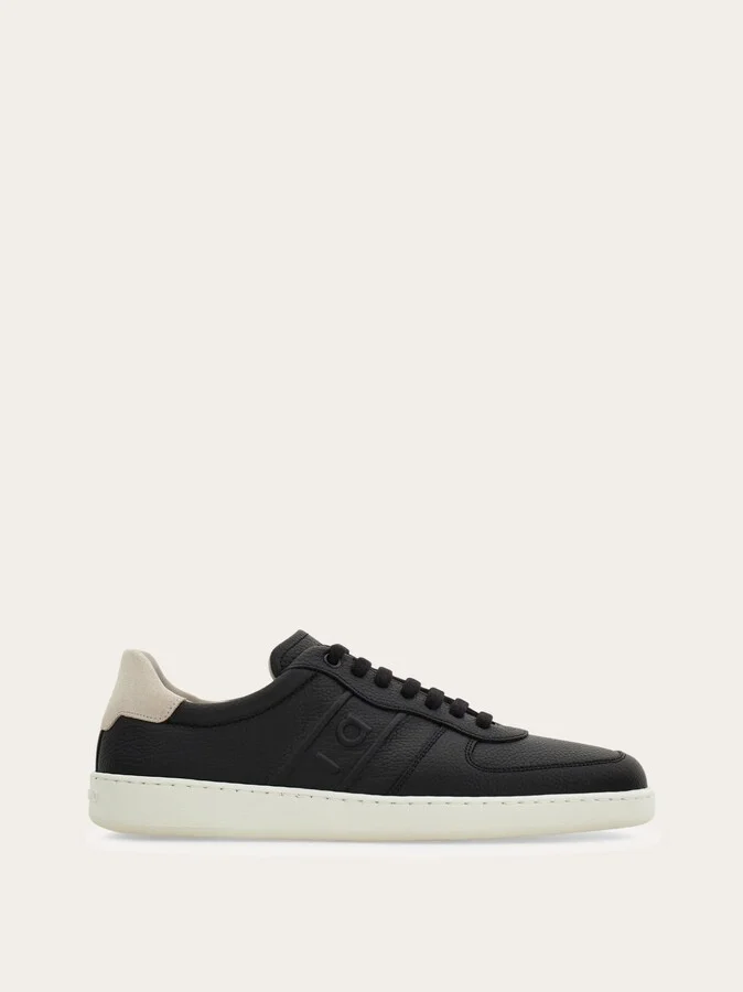 Ferragamo Men Low-top sneaker Black
