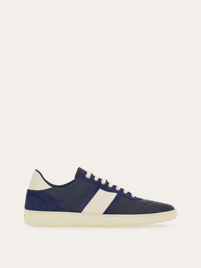 Ferragamo Men Low top sneaker with signature Blue
