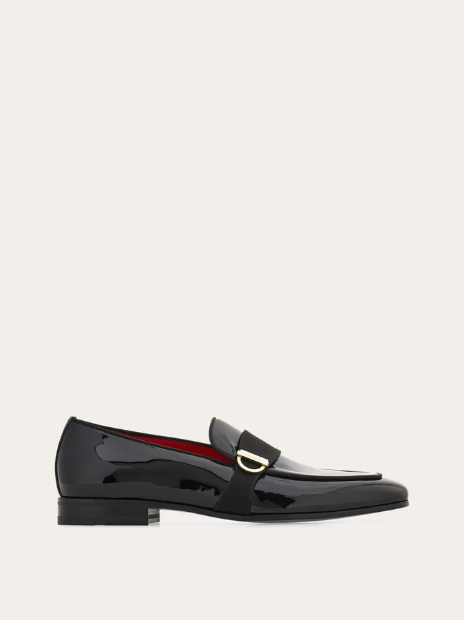 Ferragamo Men Moccasin with Gancini ornament Black