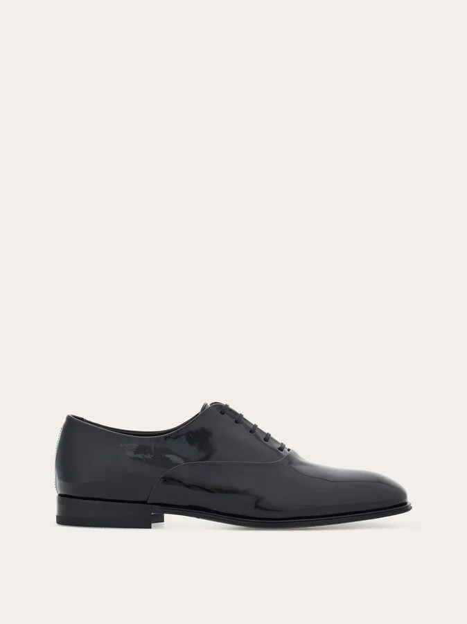 Ferragamo Men Oxford with wave detail Black
