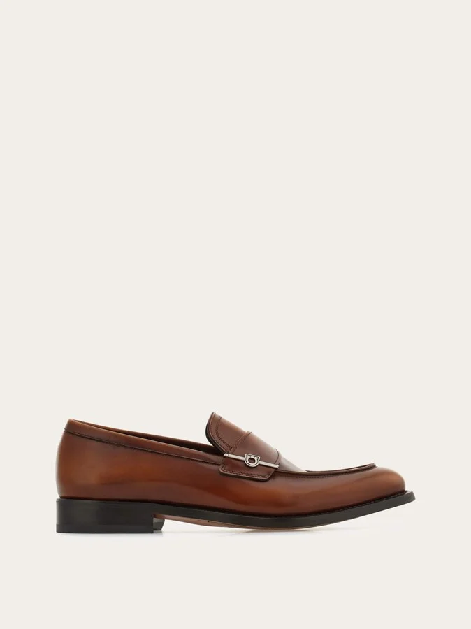 Ferragamo Men Penny loafer with Gancini ornament Brown