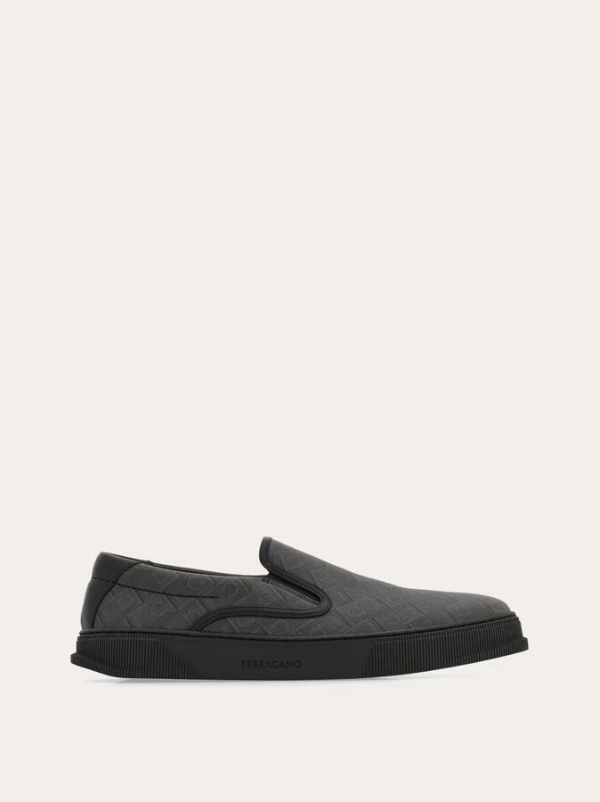 Ferragamo Men Slip on sneaker Black