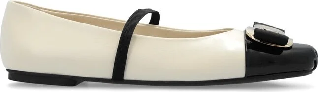Ferragamo New Vara Ballet Flats