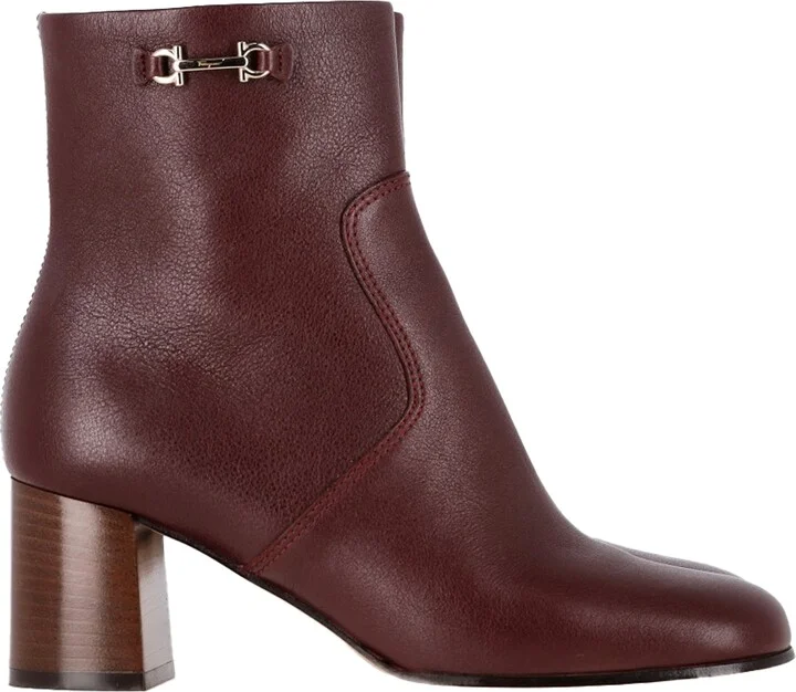 Ferragamo Otello Buckle-Detail Ankle Boots in Burgundy Leather