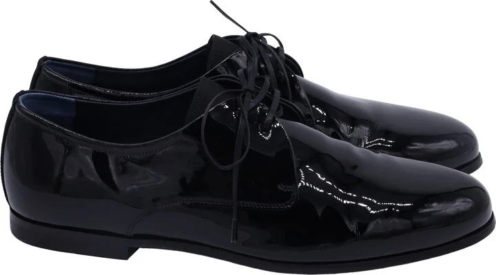 Ferragamo Oxfords in Black Patent Leather