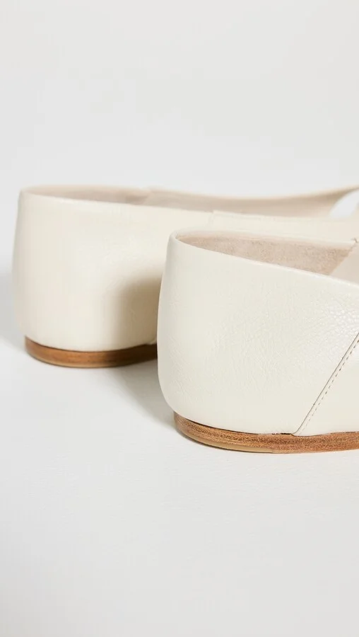 FERRAGAMO Runway Cage Gancio Ballet Flats - Image 5