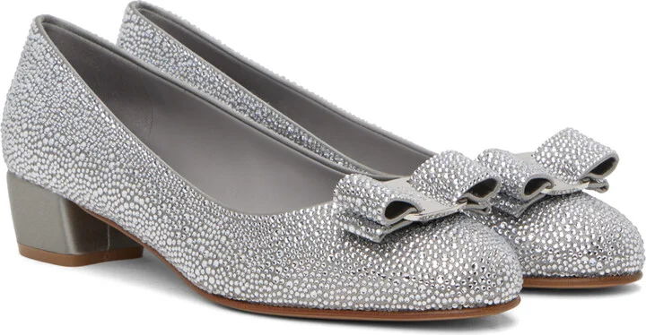 Ferragamo Silver Vara Bow Heels - Image 4