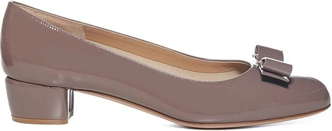 Ferragamo Vara Bow Detailed Pumps