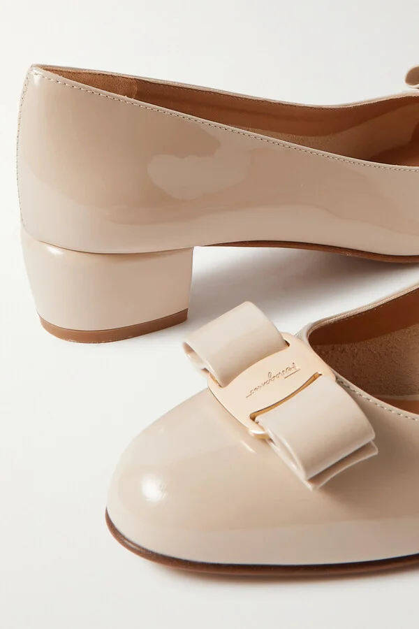 Ferragamo - Vara Patent-leather Pumps - Off-white - Image 4