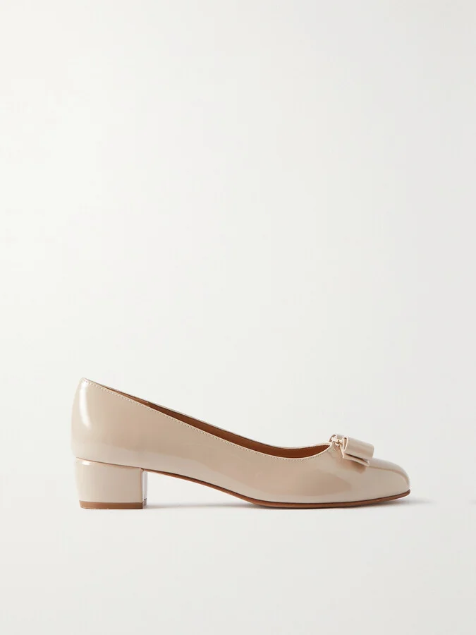 Ferragamo - Vara Patent-leather Pumps - Off-white