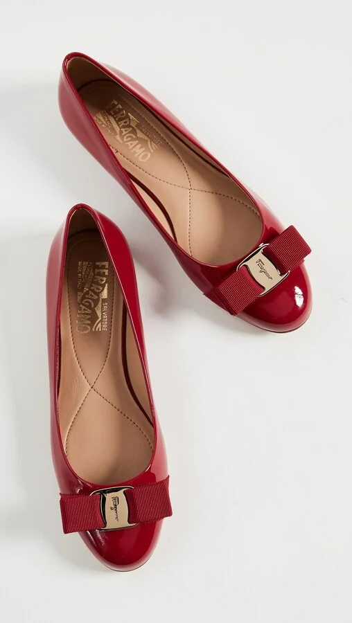 FERRAGAMO Varina Patent Flats - Image 3