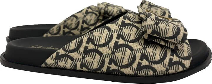 Ferragamo Virgil Gancio Jacquard Slide Sandals In Beige Canvas
