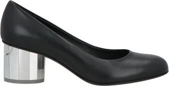 Ferragamo Woman Pumps