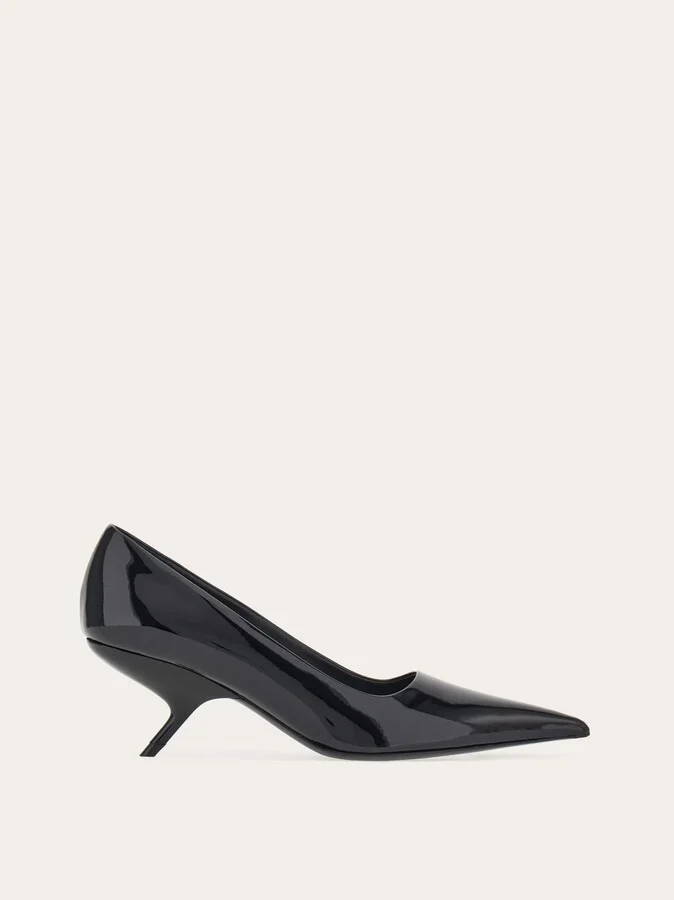 Ferragamo Women Eva pump Black