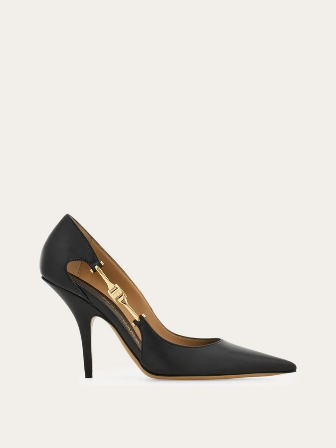 Ferragamo Women F buckle pump Black