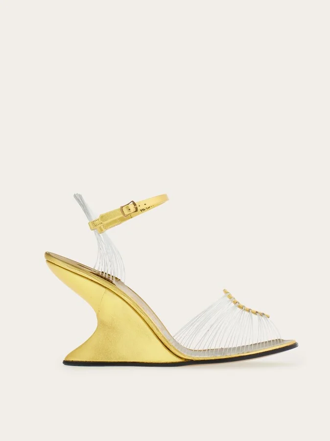 Ferragamo Women Invisibile (1947) Gold