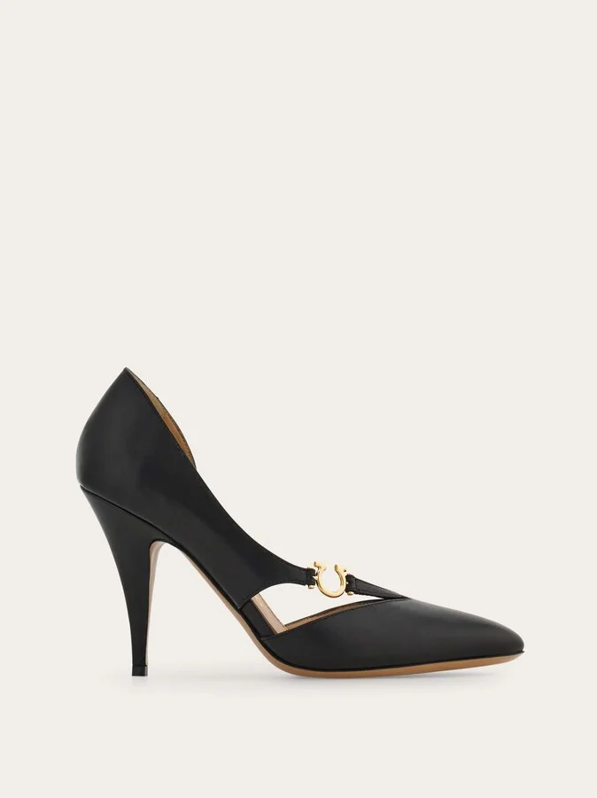 Ferragamo Women Pump with Gancini detail Black