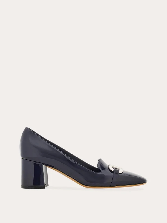 Ferragamo Women Pump with Gancini ornament Blue
