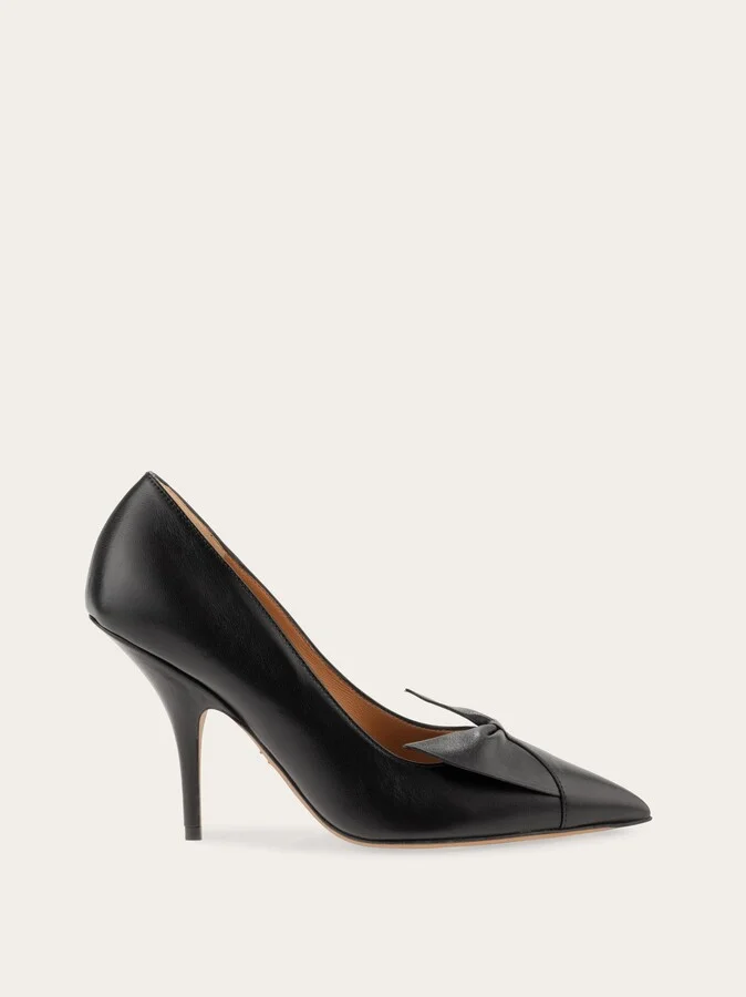 Ferragamo Women Soft bow pump Black
