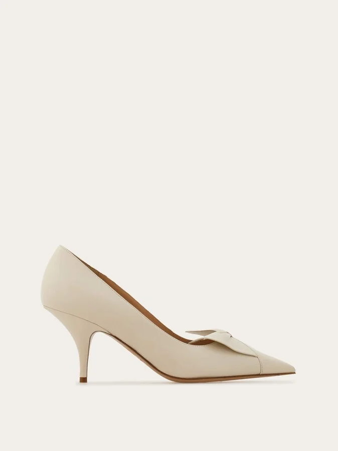 Ferragamo Women Soft bow pump White