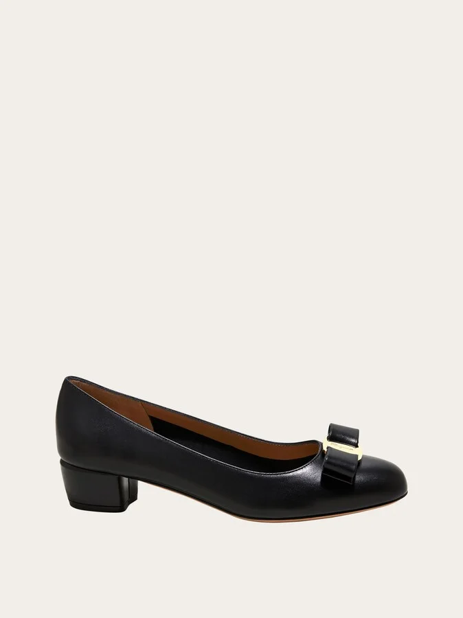 Ferragamo Women Vara pump Black