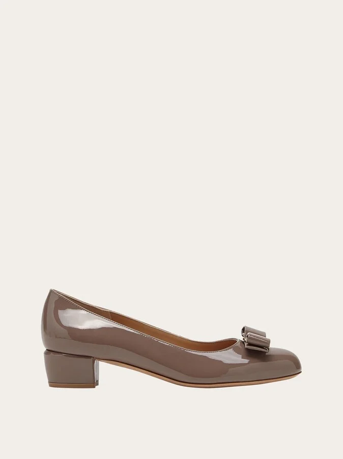 Ferragamo Women Vara pump Brown