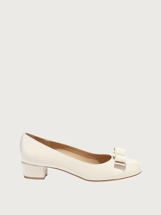 Ferragamo Women Vara pump White