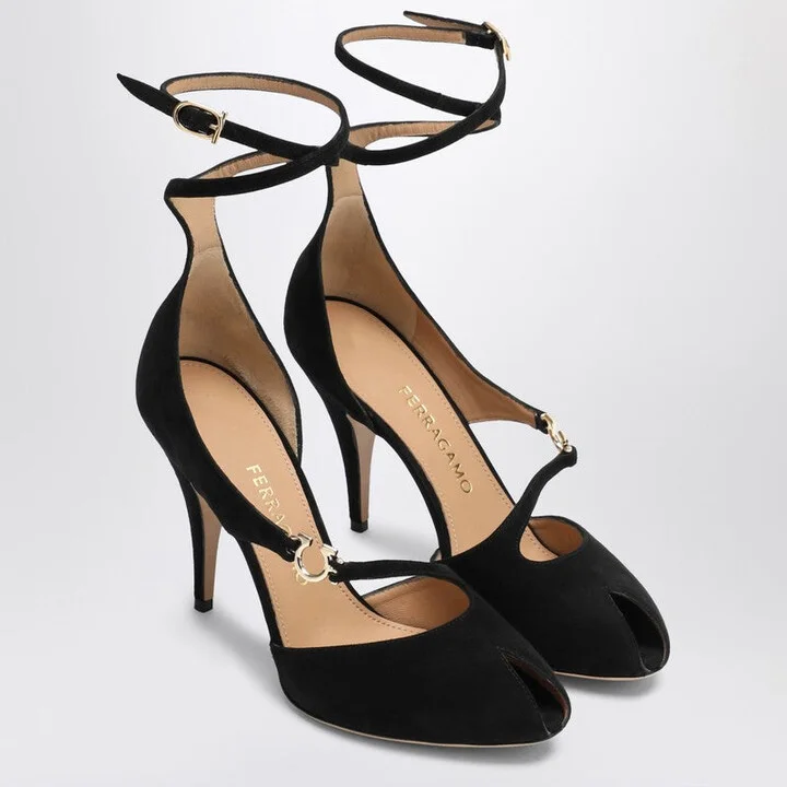 Ferragamo Women's Décolleté With Gancini Detail