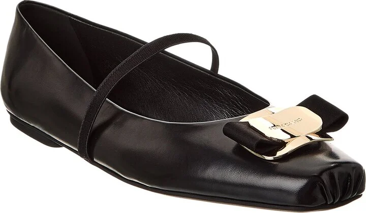 Ferragamo Zina Leather Flat