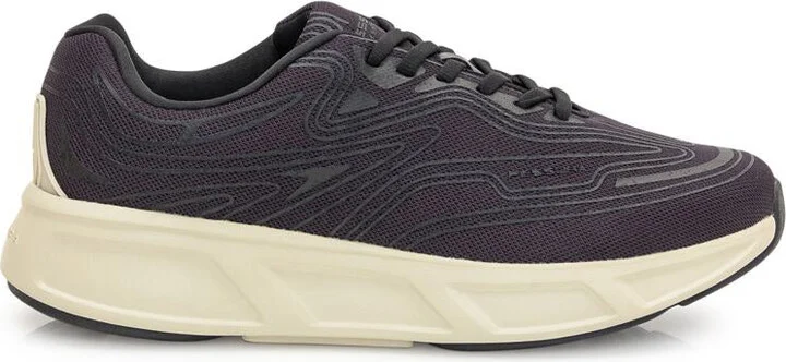 Fessura Shoe Walk 01