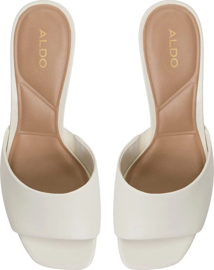 Fiala Wedge Sandal - Image 5