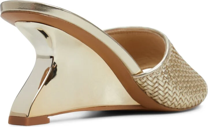 Fiala Wedge Sandal - Image 11