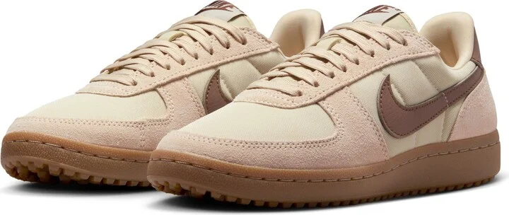 Field General SE Sneaker