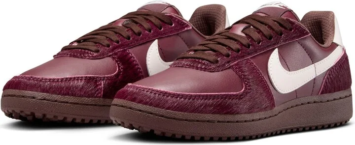 Field General Sneaker