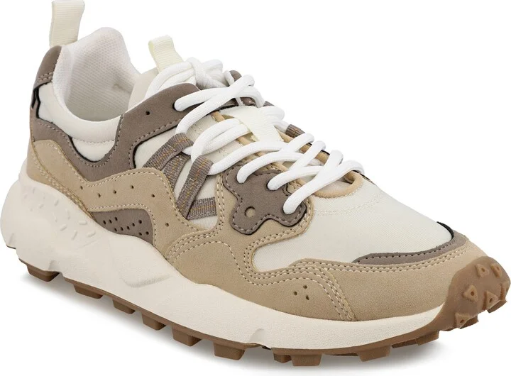 Field Sneaker